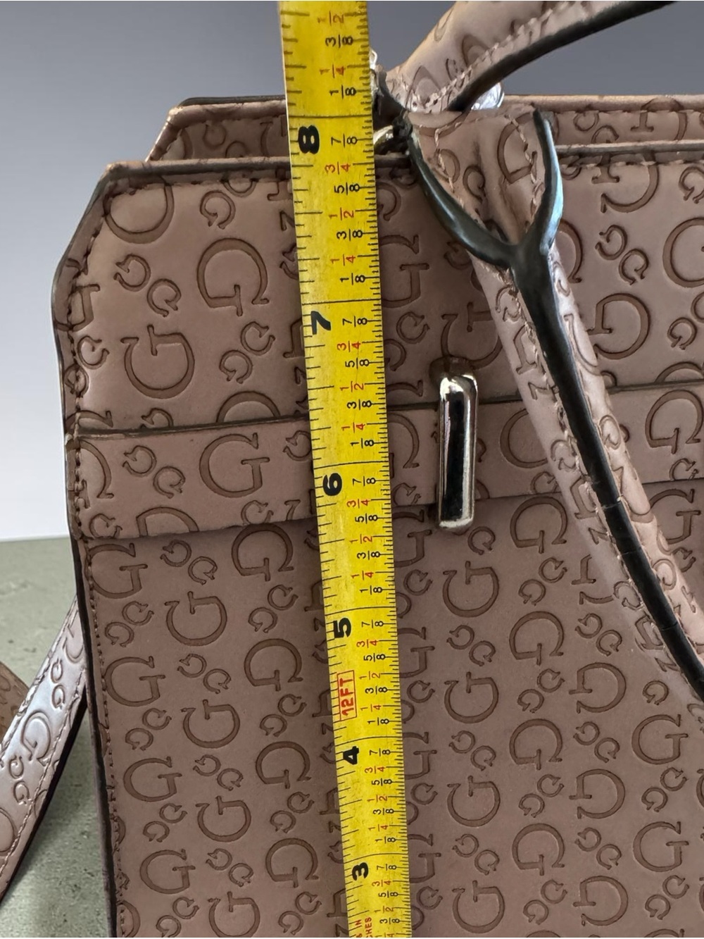 Guess Dusty Mauve Logo Satchel
Crossbody Bag Y2K Monogram Lock
Closure (EUC) - Picture 8 of 13